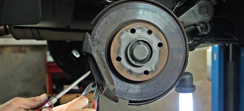 Read more about the article How Much Does It Cost To Replace Brakes?
